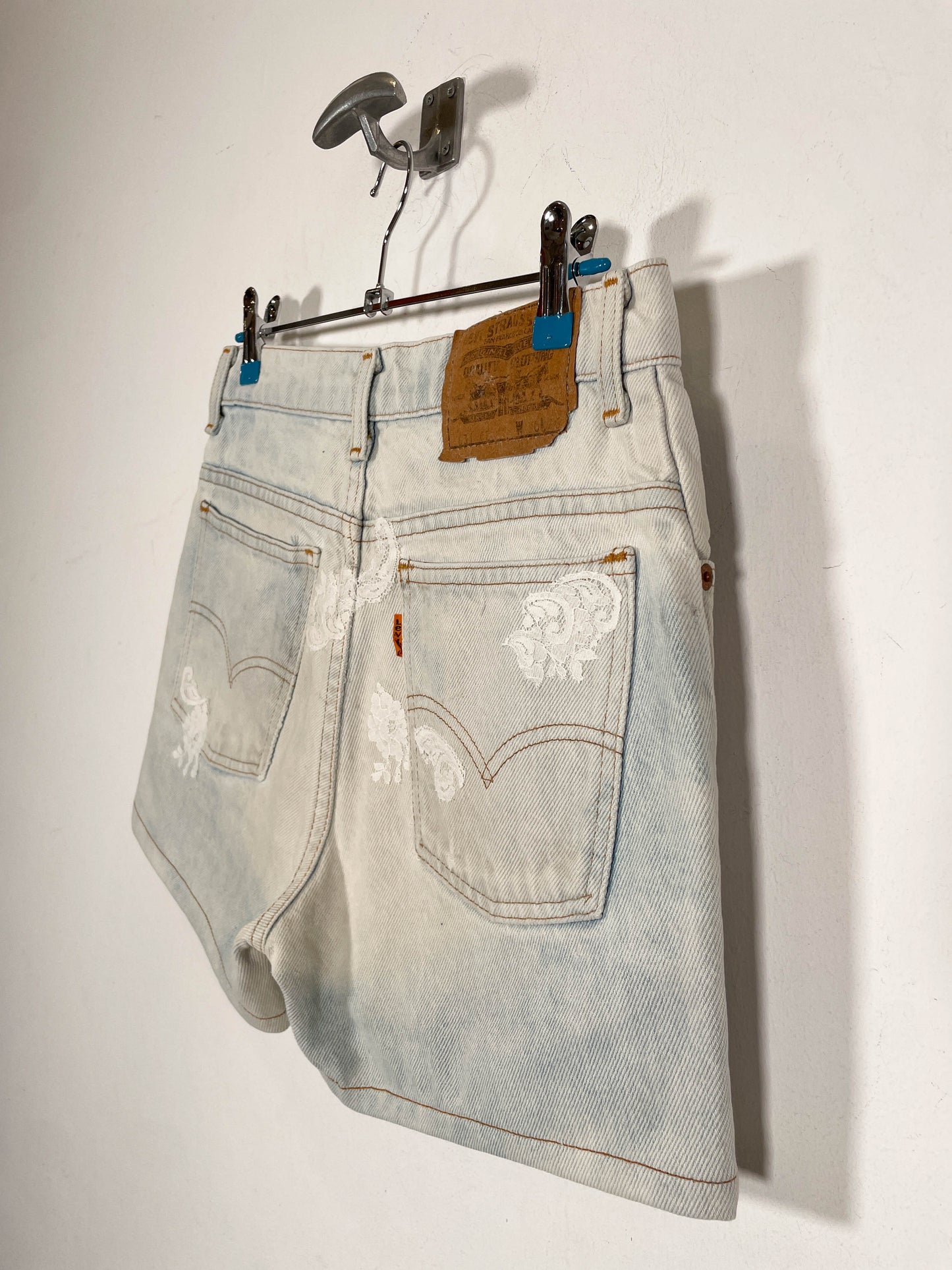 Short Levi's reworked - Talla 34/36