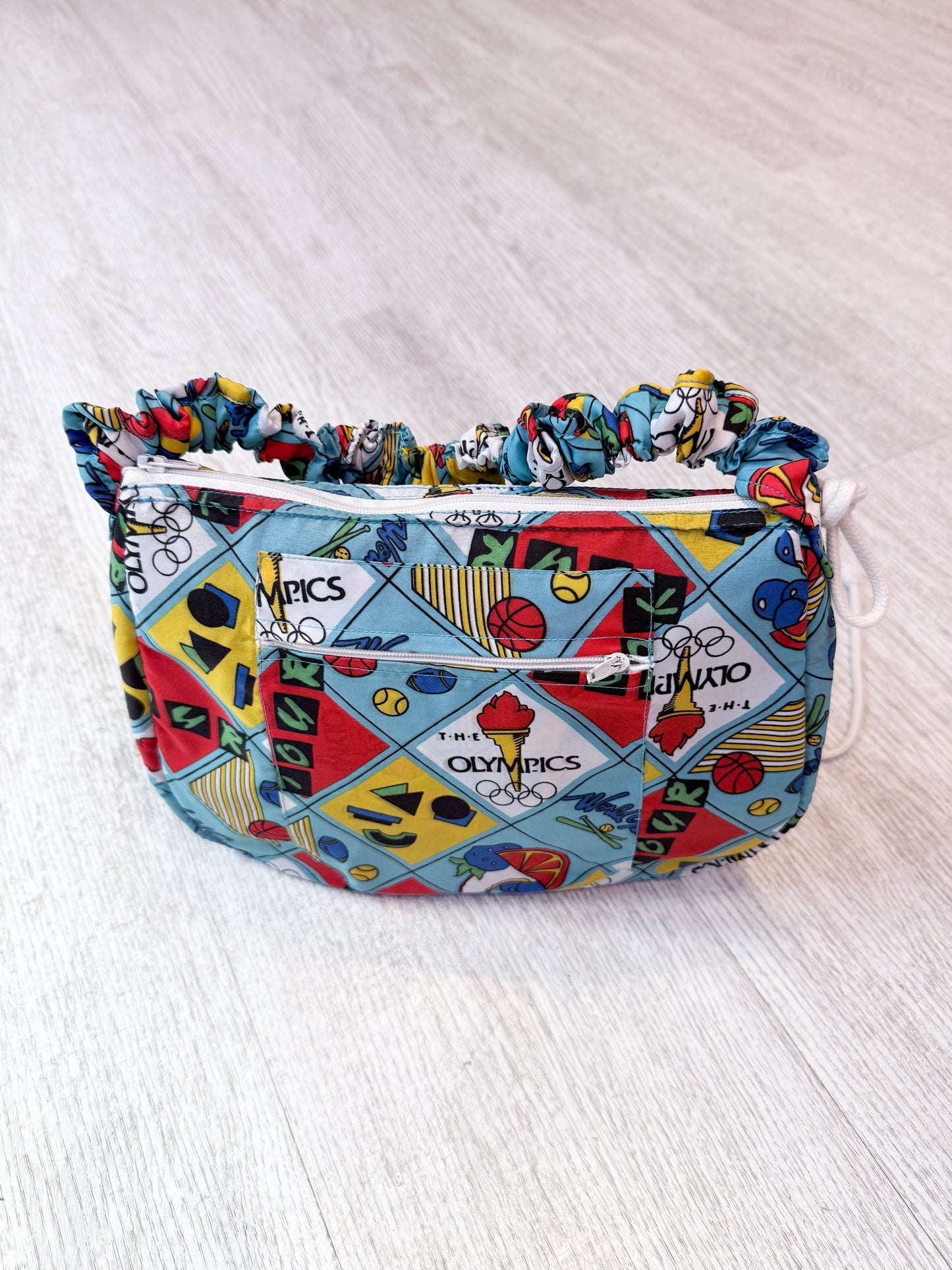 Bolso reworked hecho a mano