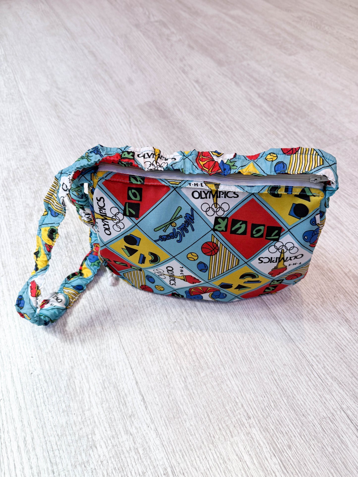 Bolso reworked hecho a mano