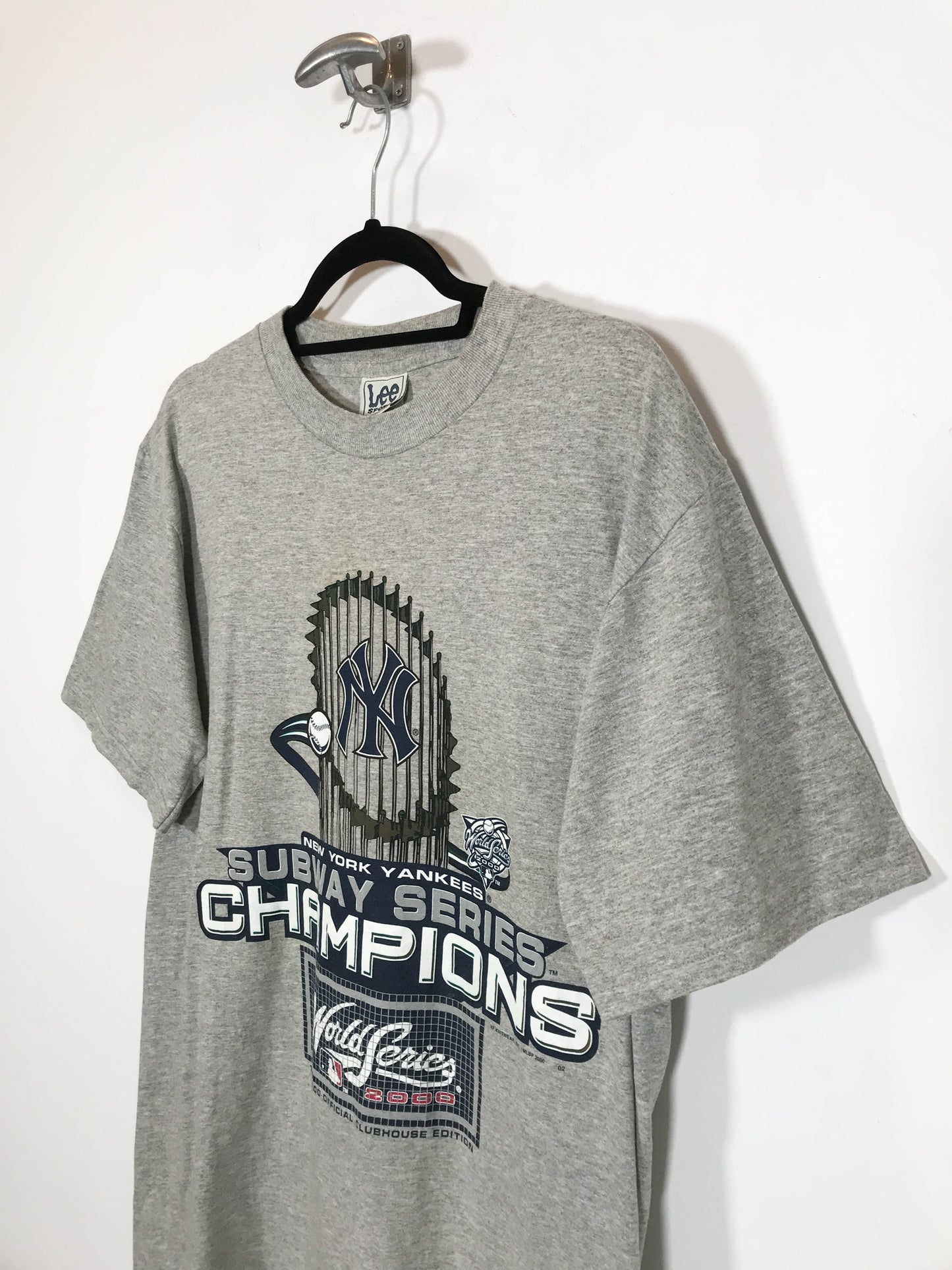 Camiseta Lee New York Yankees 2000 - Talla M - Caramelo Vintage