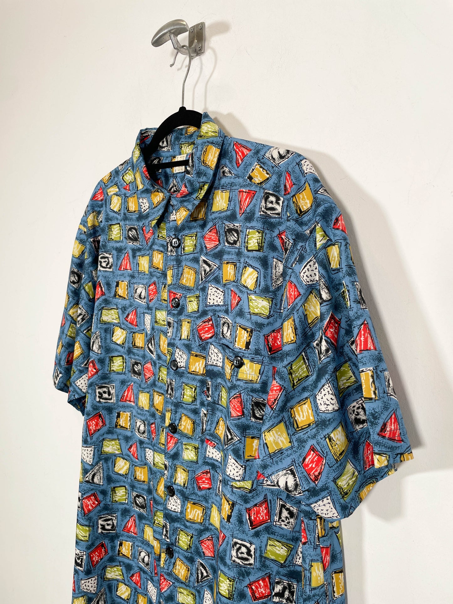 Camisa Figuras - Talla L/XL