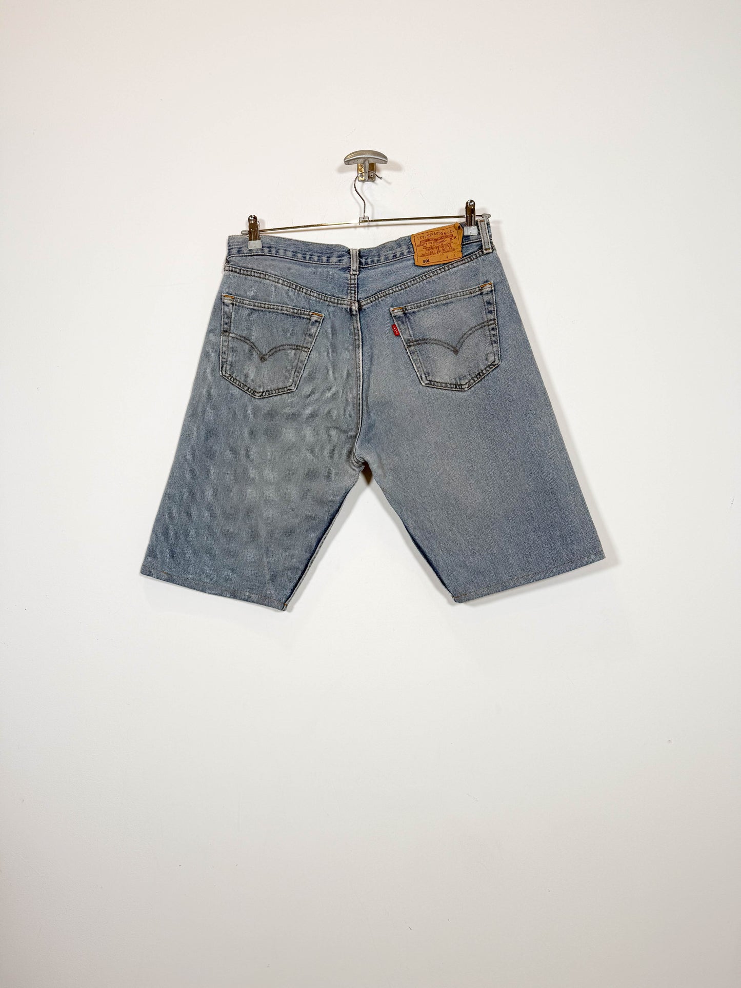 Bermuda Levi's 501 - Talla 42/44