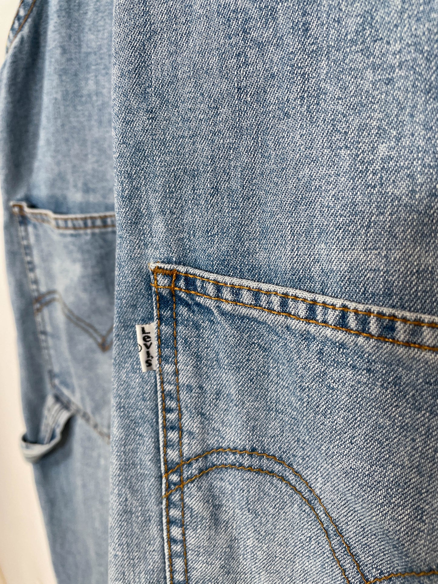 Peto vaquero Levi's etiqueta blanca - Talla M/L