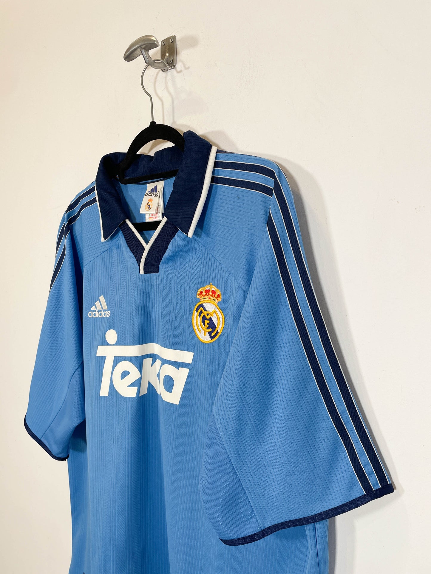 Camiseta Adidas Real Madrid 1999/01 - Talla XL