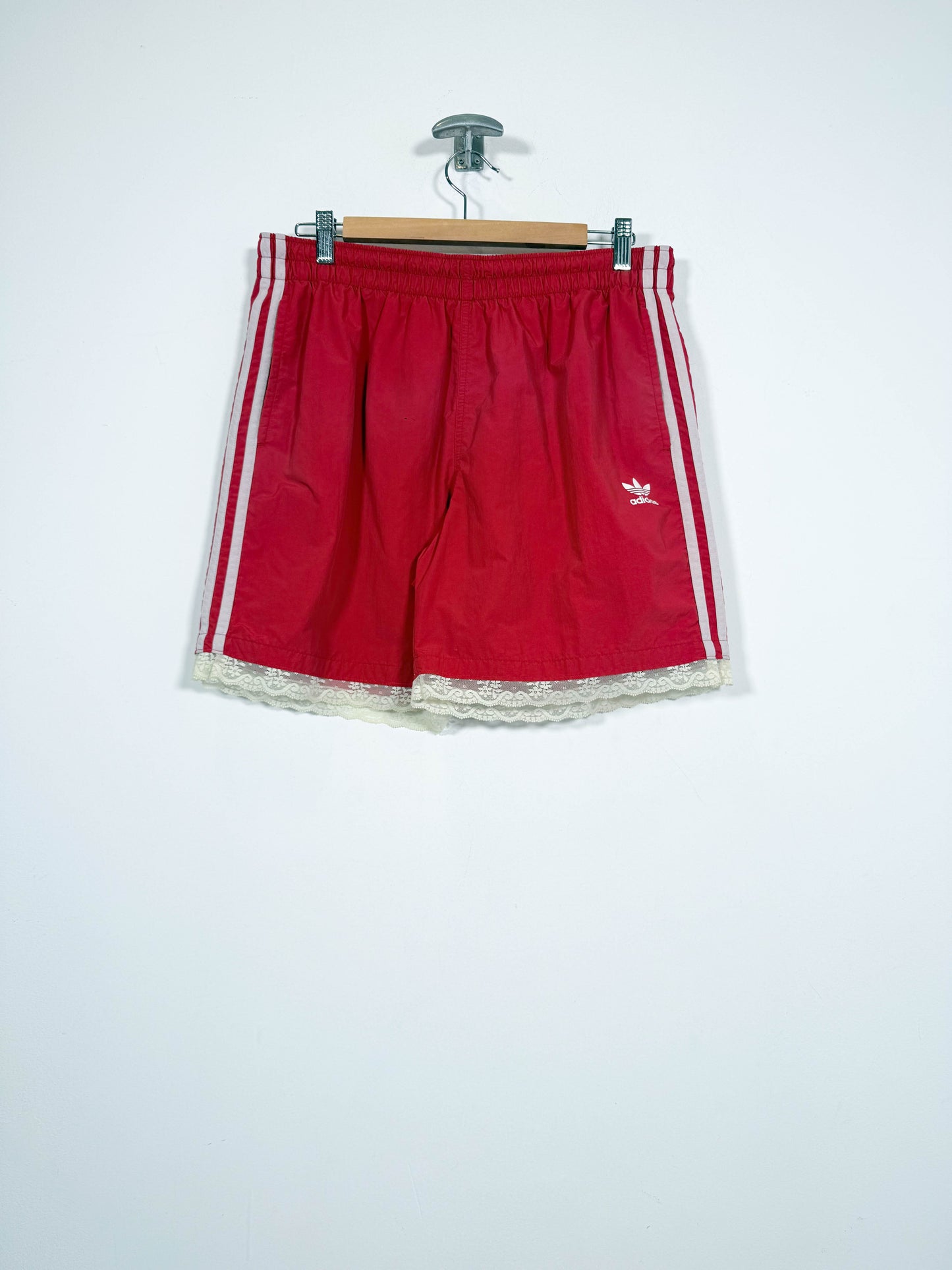 Short Adidas con puntilla - Talla L