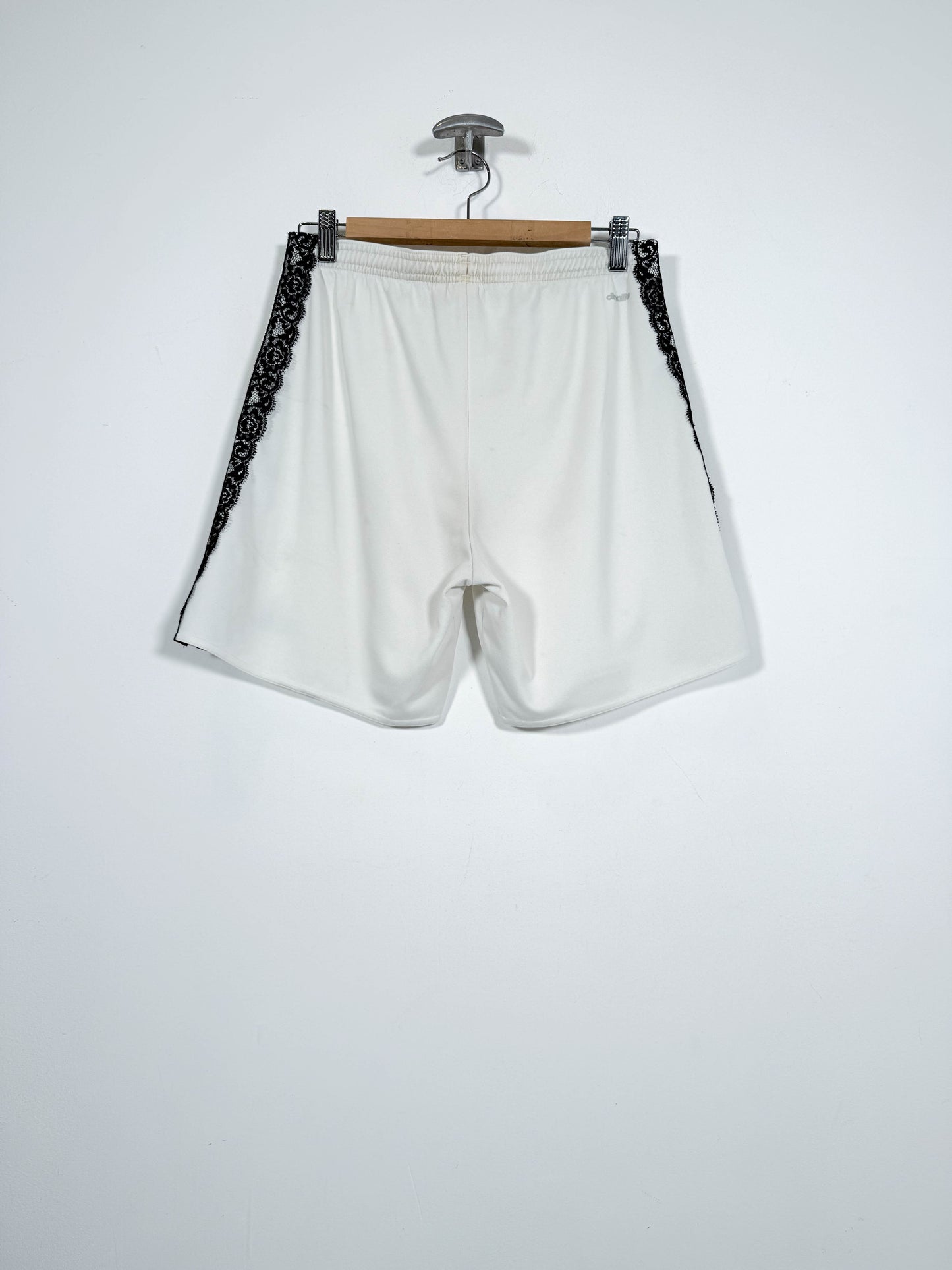 Short Adidas con puntilla - Talla M