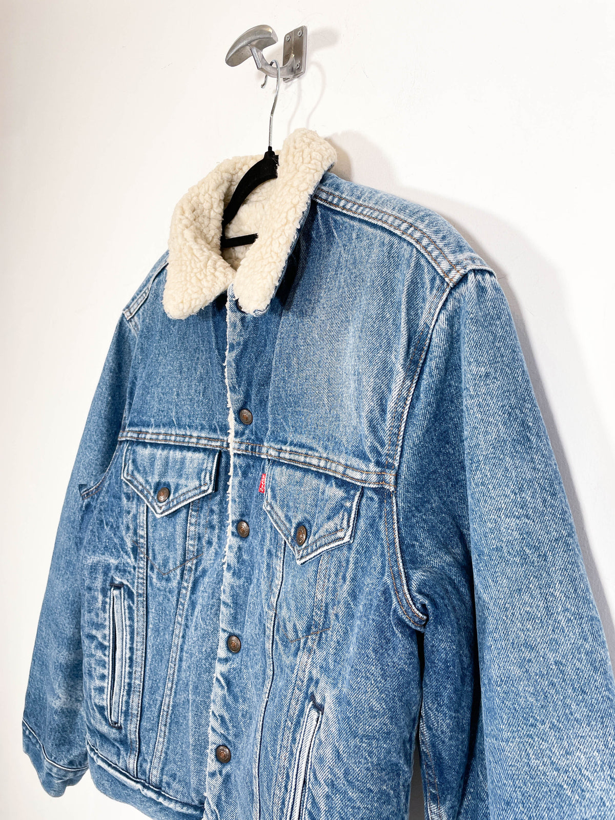 Chaqueta vaquera Levi's con borrego - Talla M/L