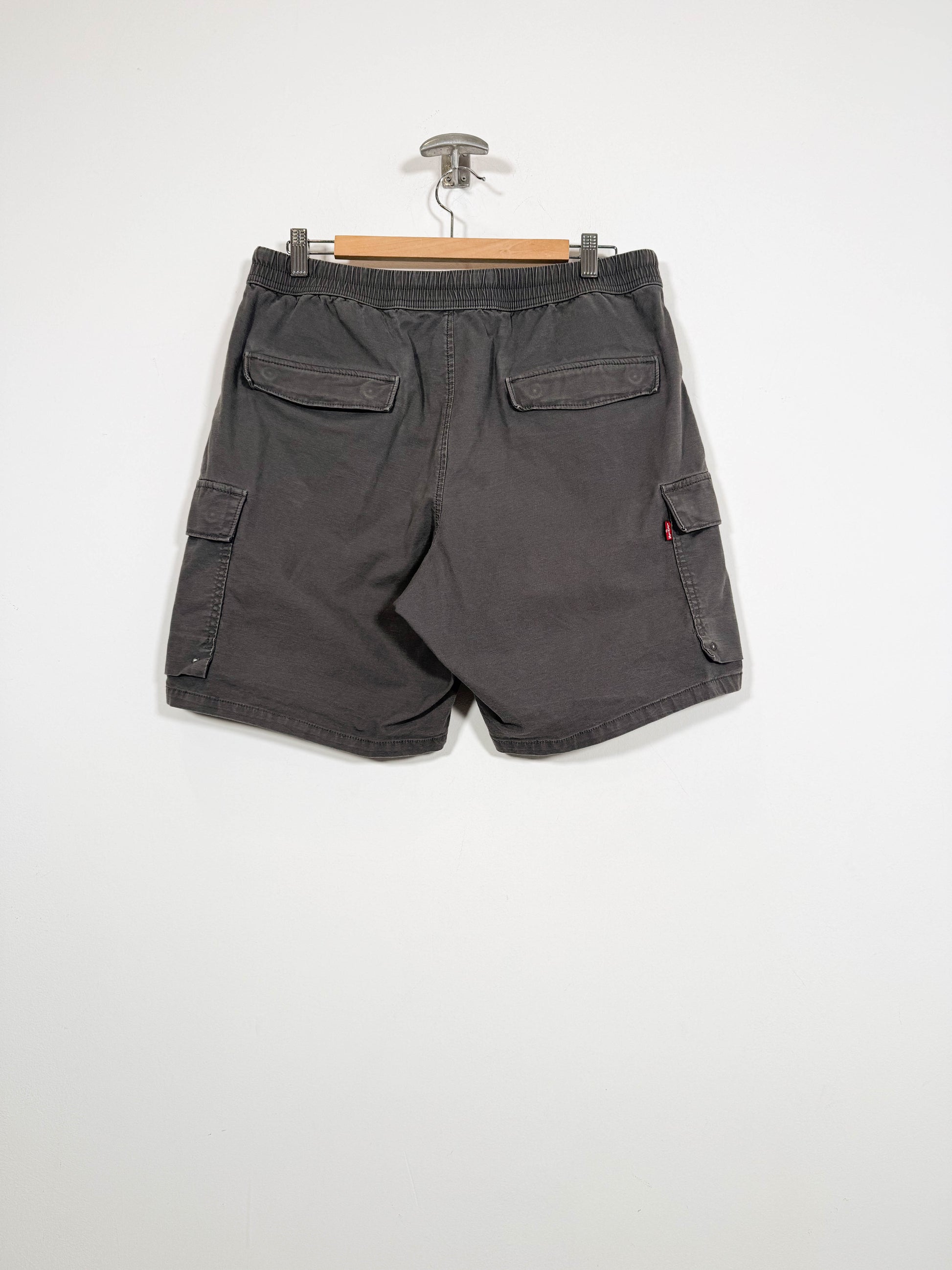 Short cargo Levi's - Talla L - Caramelo Vintage