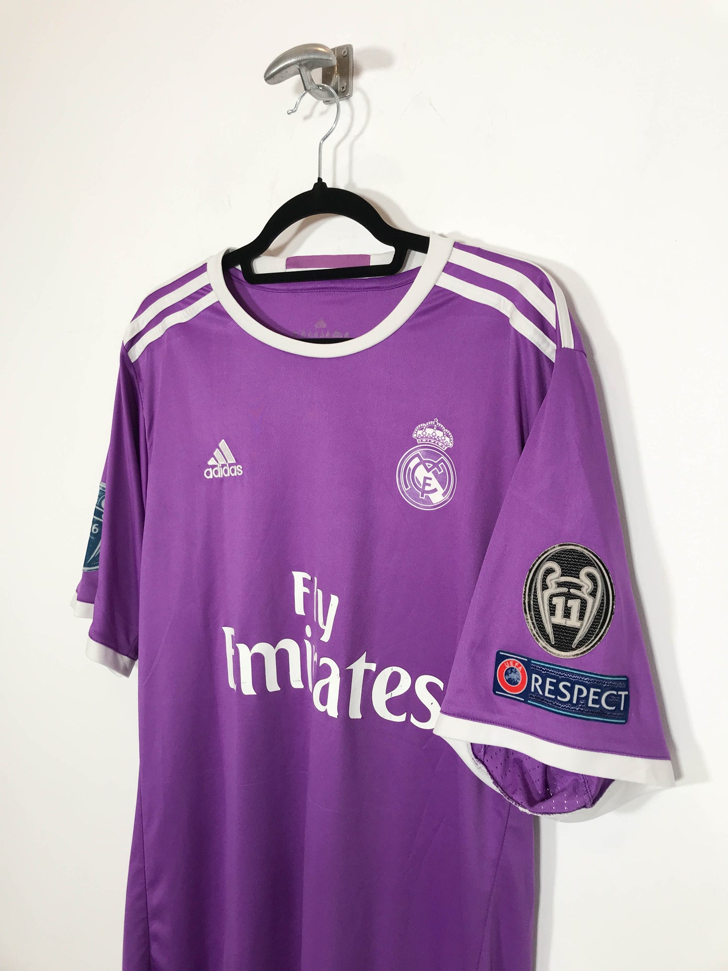 Camiseta Real Madrid 2016/17 - Talla L - Caramelo Vintage