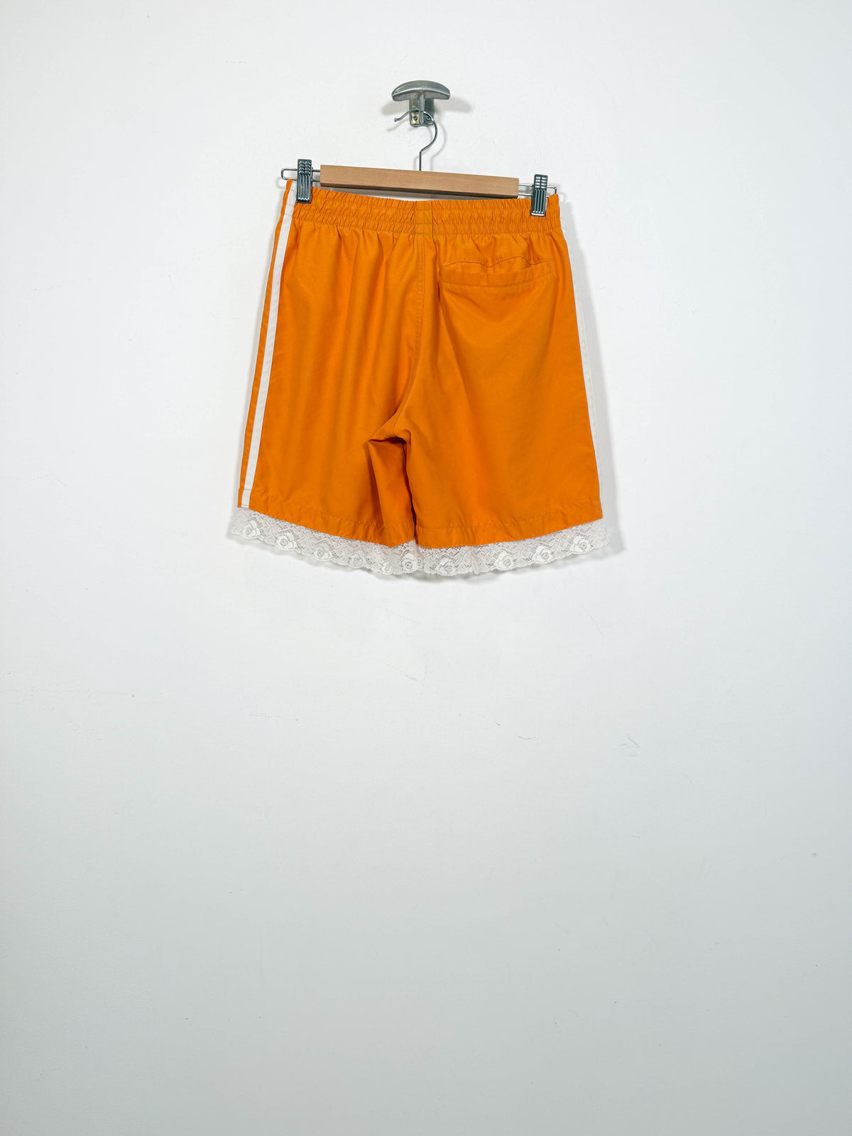 Short Adidas con puntilla - Talla S/M